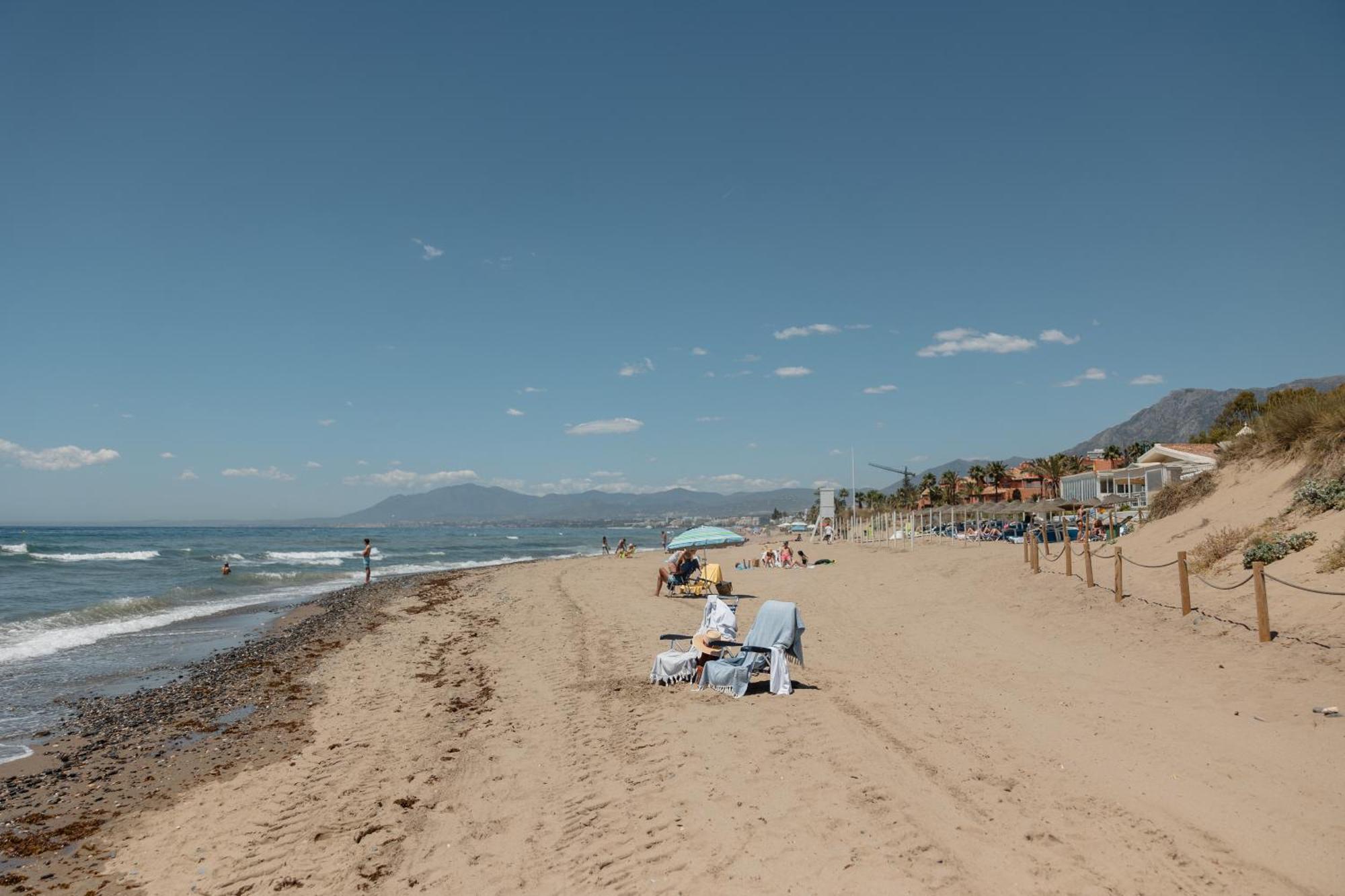 House With Sea And Mountain Views On The Beach, Bahia De Holiday home Marbella